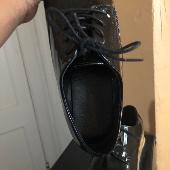 Black and Tan Platform Shoes - Picture 2 of 5